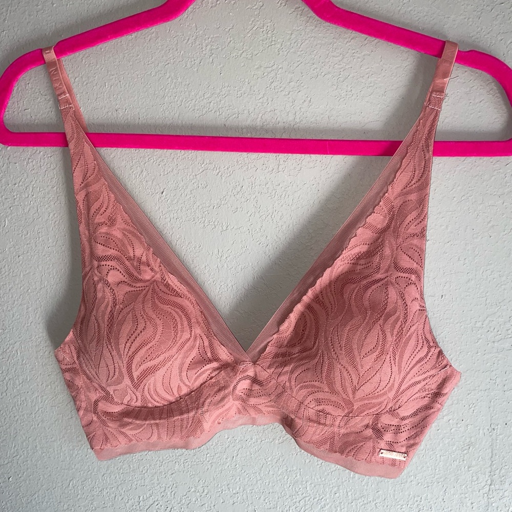 Danskin Soft Pink Lace Bra
